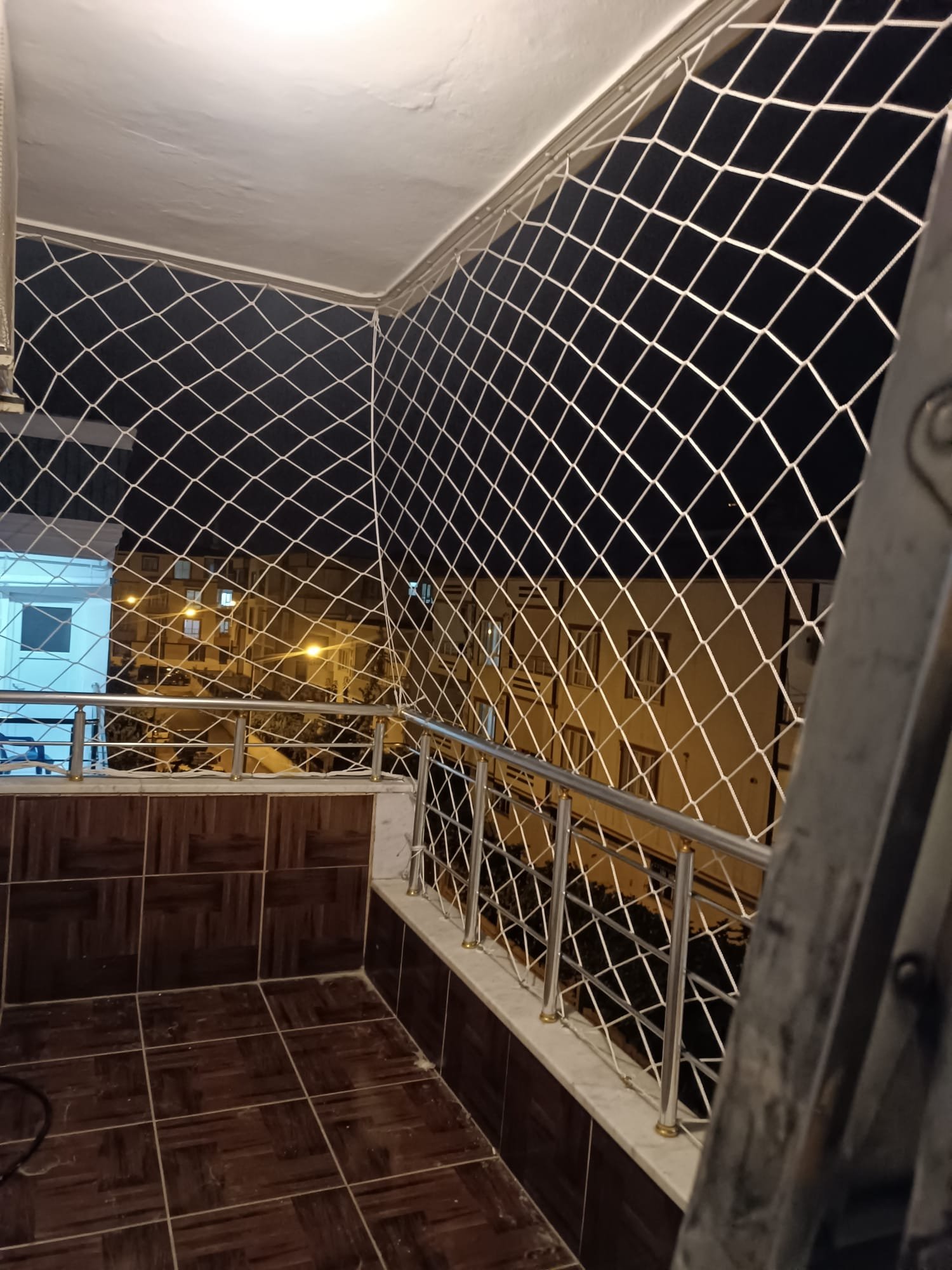 Balkon File Montajı